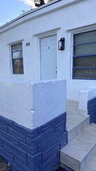 Building Photo - 414 Phippen Waiters Rd