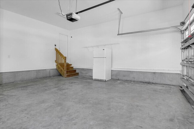 Building Photo - 164 Backfield Pl