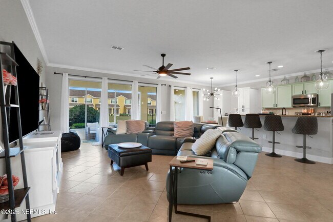 Building Photo - 14163 Mahogany Ave