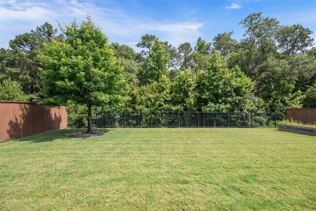 Building Photo - 2215 Blue Duck Ln