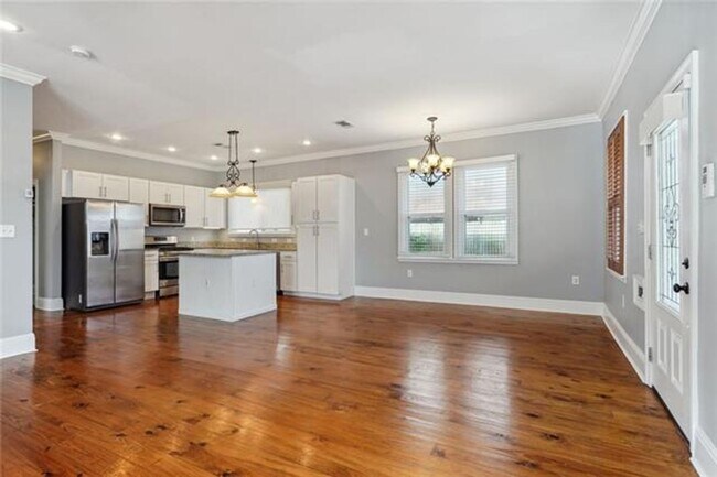Building Photo - Single Family Home Ready For Occupancy on June 16!