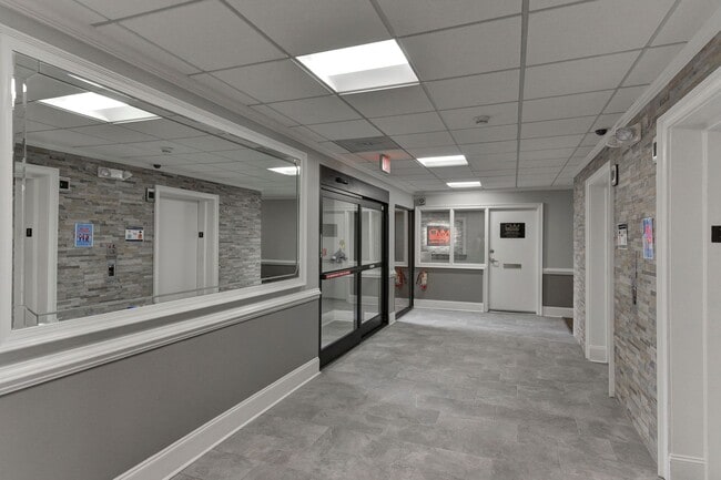 Building Photo - 1100 Wheat St