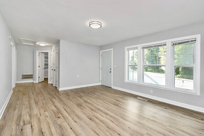 Building Photo - 2318 Amber Crest Dr