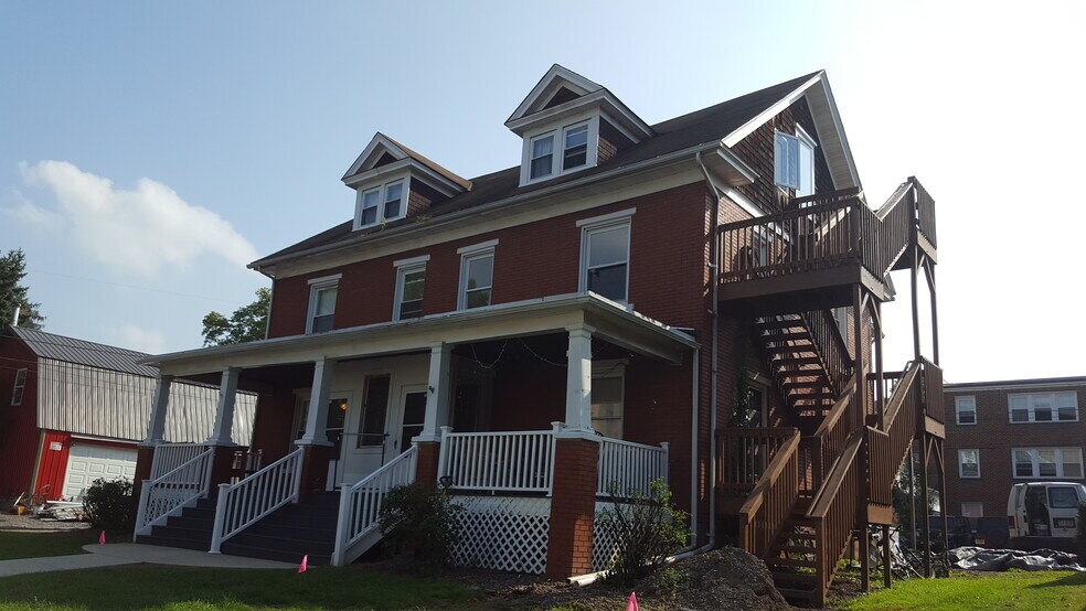 outside - 402 S Burrowes St