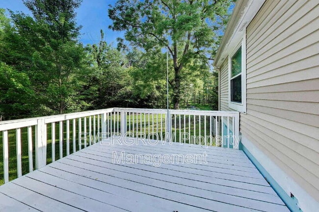 Building Photo - 9518 Bent Brook Dr