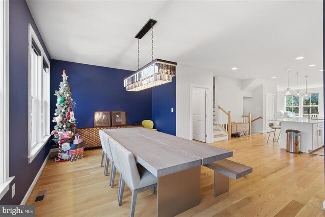 Building Photo - 9228 Wood Violet Ct