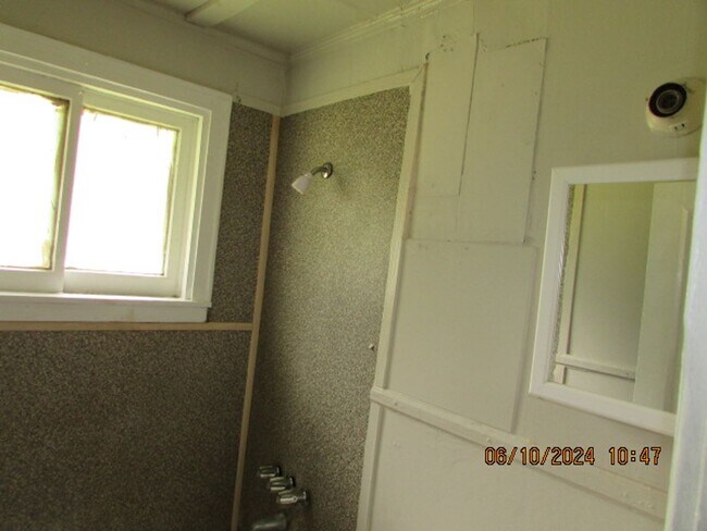 Building Photo - Close to Downtown Sumter
