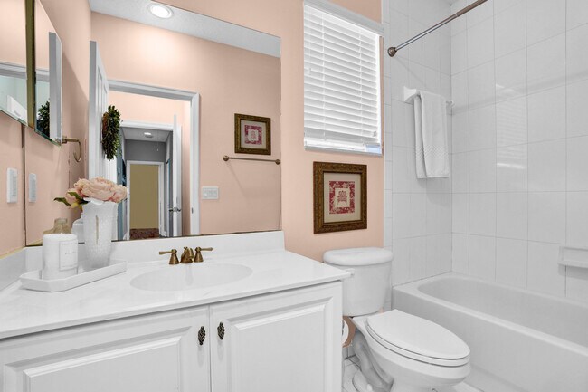 Building Photo - 468 Marbella Dr