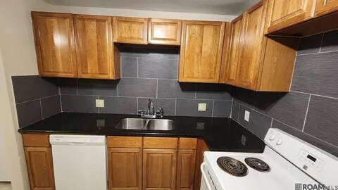 Building Photo - 3412 Yorkfield Dr