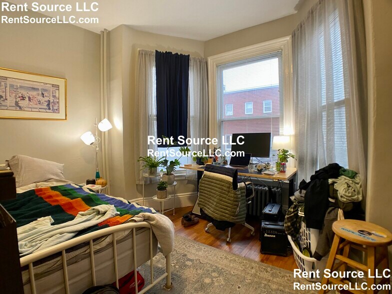 Building Photo - 271 Highland Ave