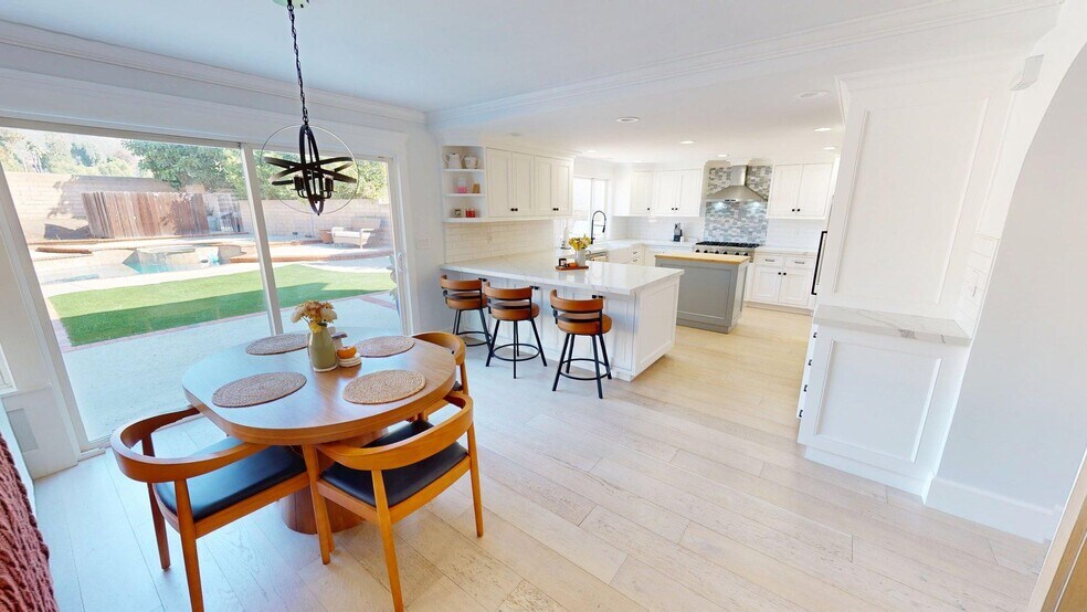 Building Photo - 880 Cayo Grande Ct