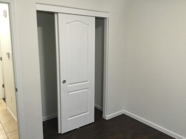 Building Photo - 3809 Calming Meadows Ct