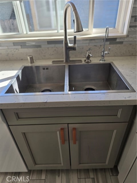 Building Photo - 396 N Mentor Ave