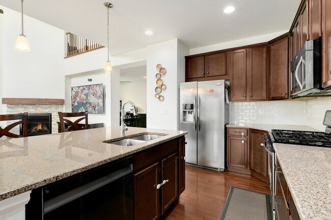 Building Photo - 4 bed, 5 bath House in  Timnath