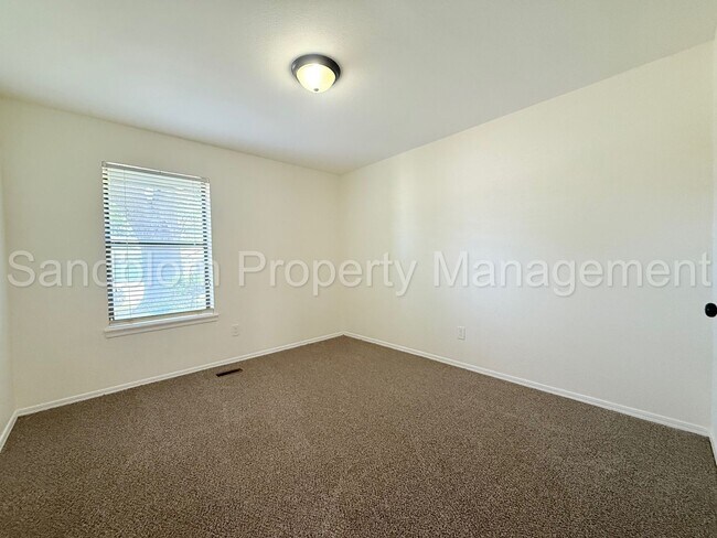 Building Photo - FOR LEASE | Broken Arrow - Union Schools | Available Now!