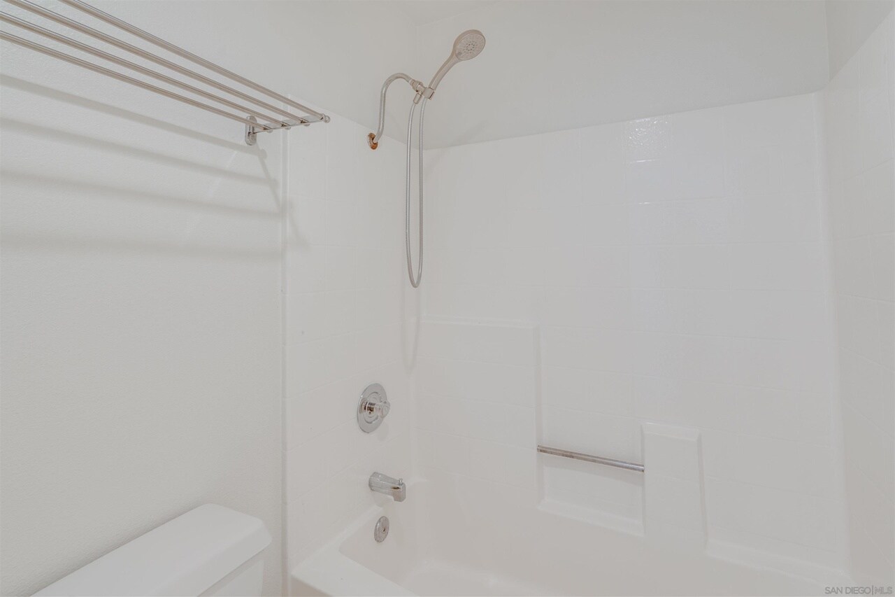 Building Photo - 18826 Caminito Cantilena