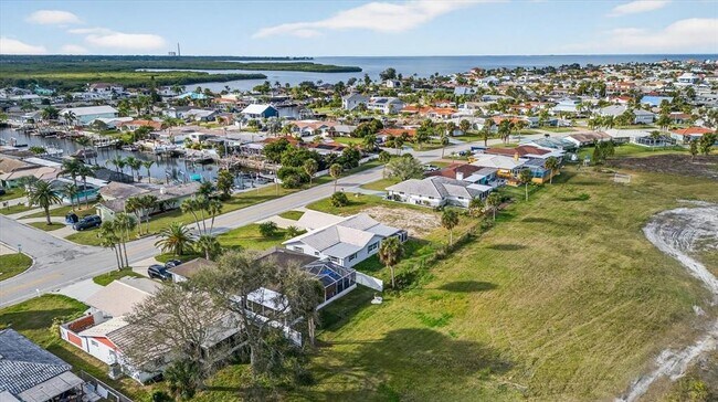 Building Photo - 4001 Topsail Trail