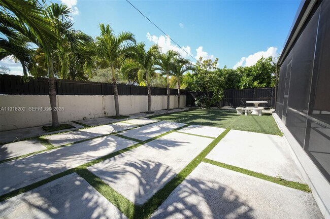 Building Photo - 8568 SW 211th Terrace