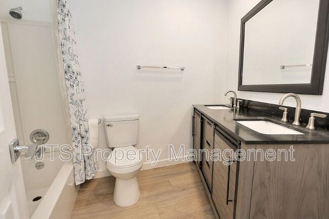 Building Photo - 10524 Croetto Way