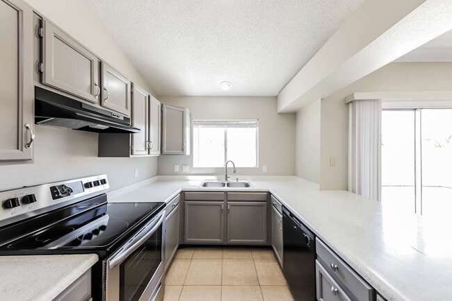 Building Photo - 7503 Elm Forest Rd