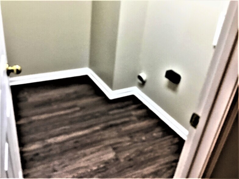 Building Photo - 12755 Black Angus Dr