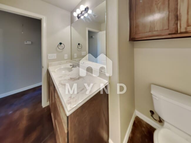 Building Photo - 127 Jolin Ln