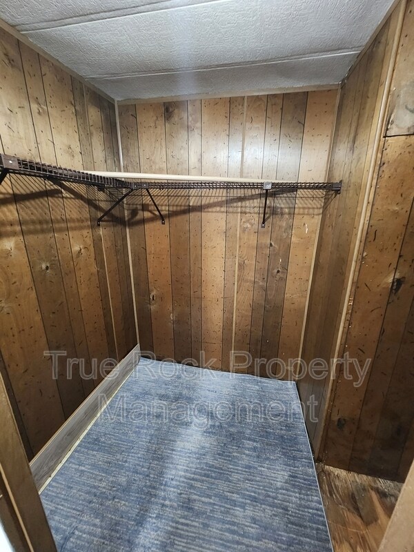 Building Photo - 10639 County Rd 3600