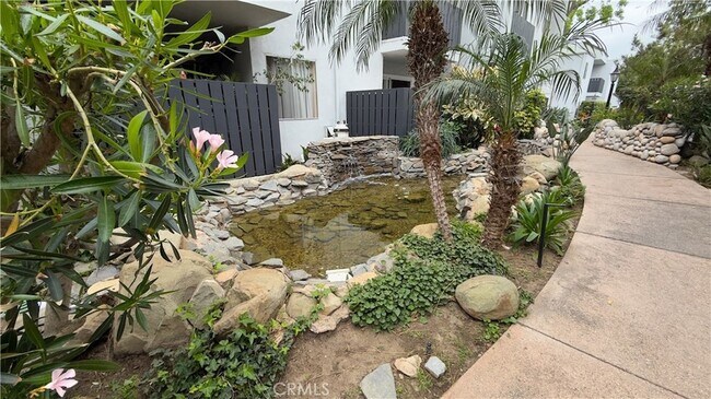 Building Photo - 18645 Hatteras St