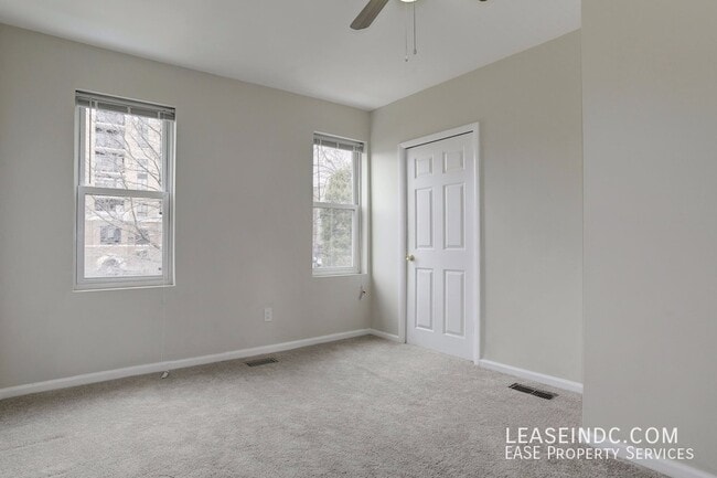 Building Photo - 231 K St NE