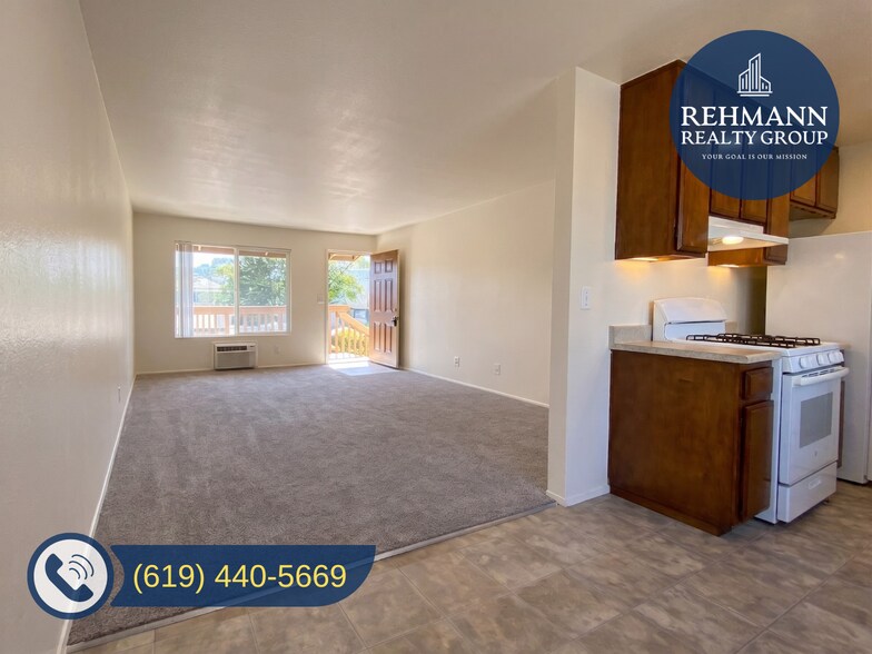 Building Photo - 1010 S Magnolia Ave