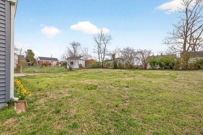 Building Photo - Newly Renovated Single-Family Home!