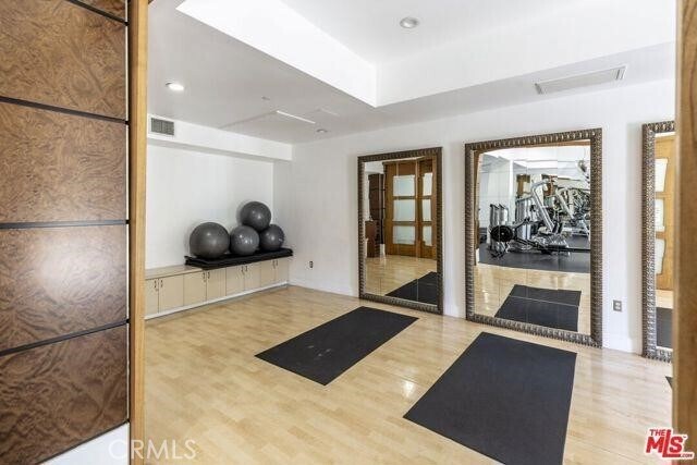 Building Photo - 100 S Alameda St