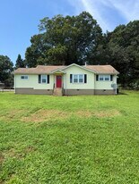 Building Photo - 1425 Geer Hwy