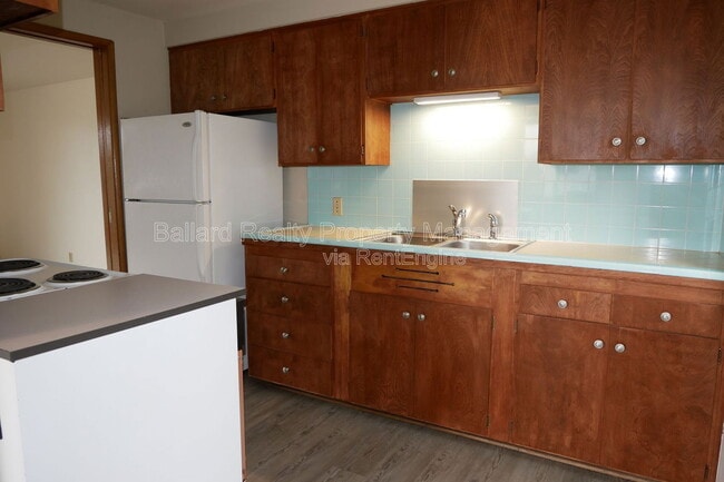 Building Photo - 6402 11th Ave NW