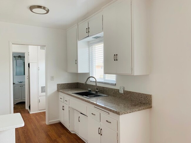 Building Photo - 11828 Eucalyptus Ave