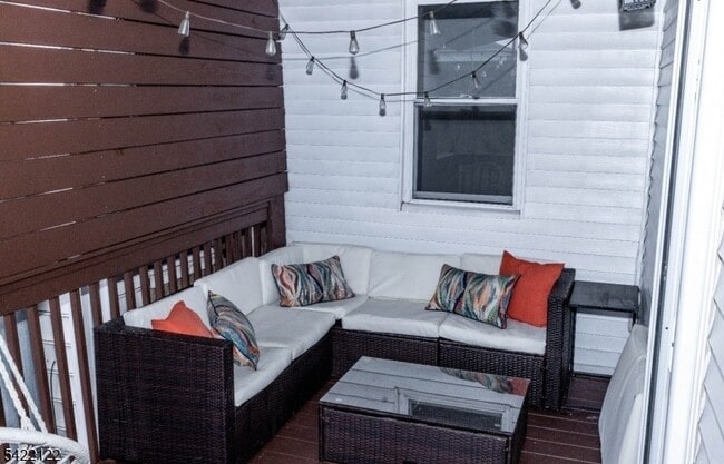 Building Photo - 11 Lentz Ave