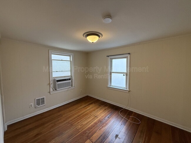 Building Photo - 107 Lafayette Blvd