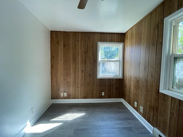 Building Photo - 1902 S Walnut St