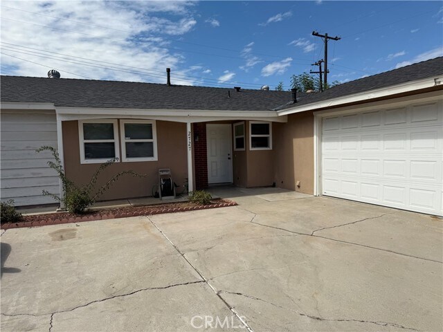 Building Photo - 2727 Recinto Ave