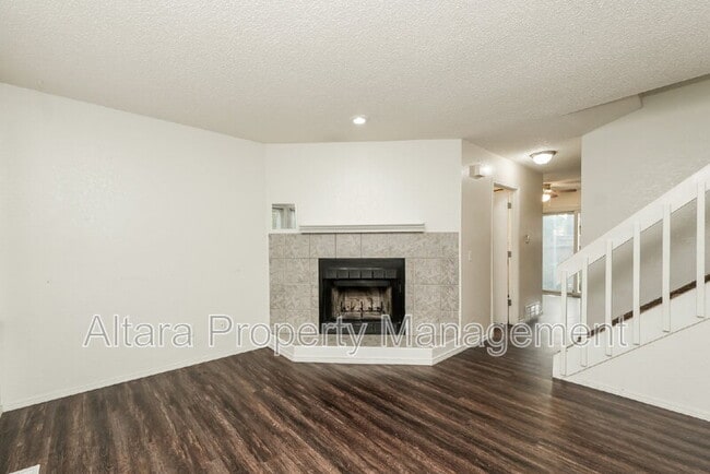 Building Photo - 2112 Boston Terrace