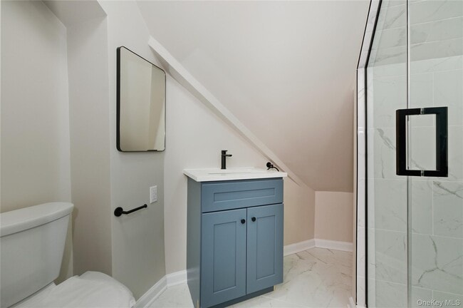 Building Photo - 120 Maple Ave