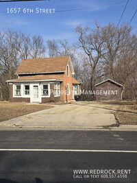 Building Photo - 1657 6th St