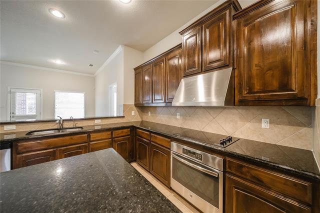 Building Photo - 2808 Frontier Dr