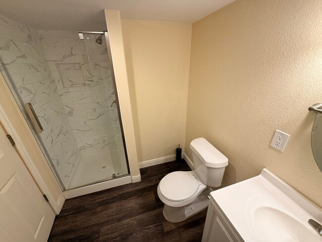 Building Photo - Modern 4-Bedroom Home in Renaissance Neighborhood Near Trails
