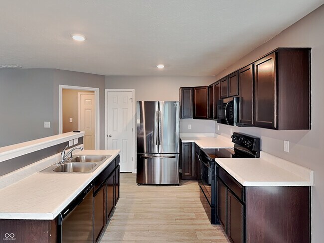 Building Photo - 8145 Ambrosia Ln