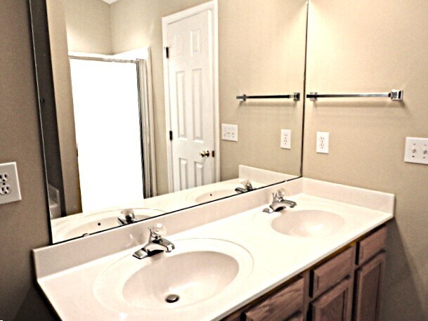 Building Photo - 4103 Chilton Way