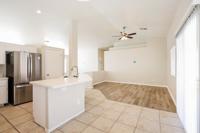 Building Photo - 412 Rancho Del Mar Way