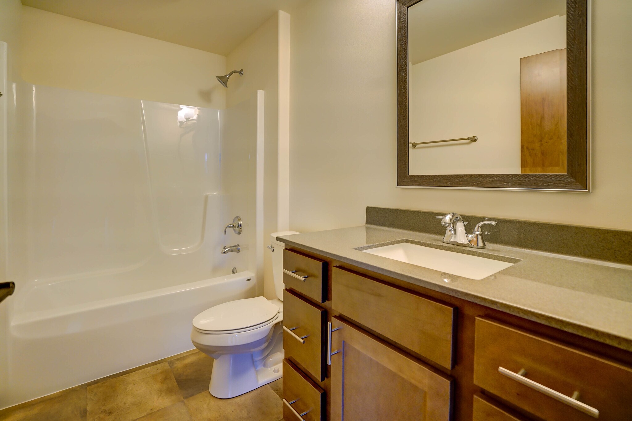 Building Photo - 440 Odyssey Ct