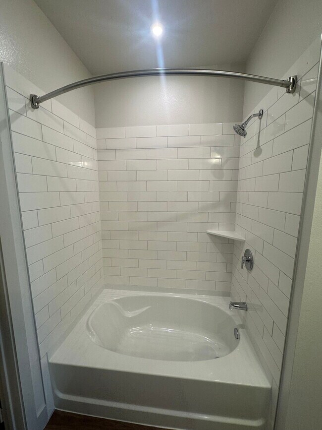 Building Photo - 615 E Foster Crossing Rd