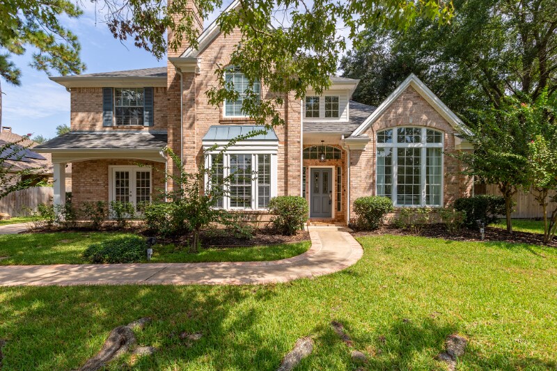 Building Photo - 501 Crown Colony Dr